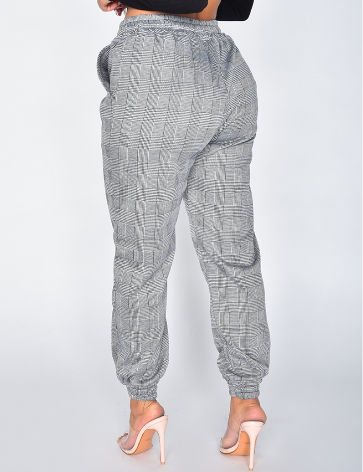 checked jogging trousers