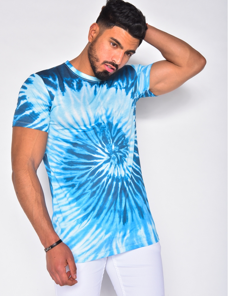 T-shirt tie and dye