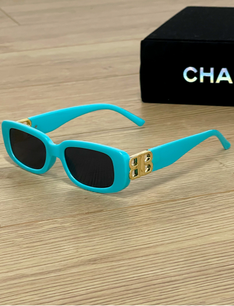 Sunglasses with gold letters