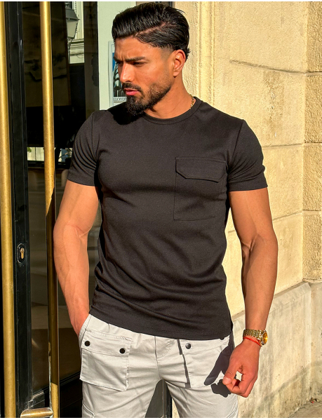 Thick T-shirt with pocket