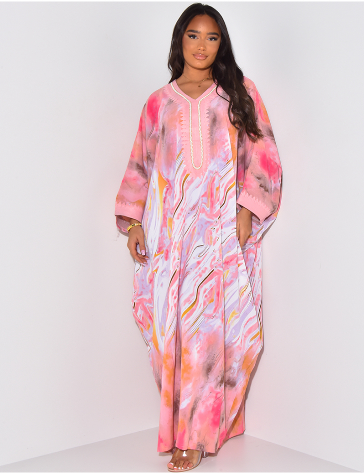 Lockere Abaya mit aufgedruckten Mustern und Stickereien