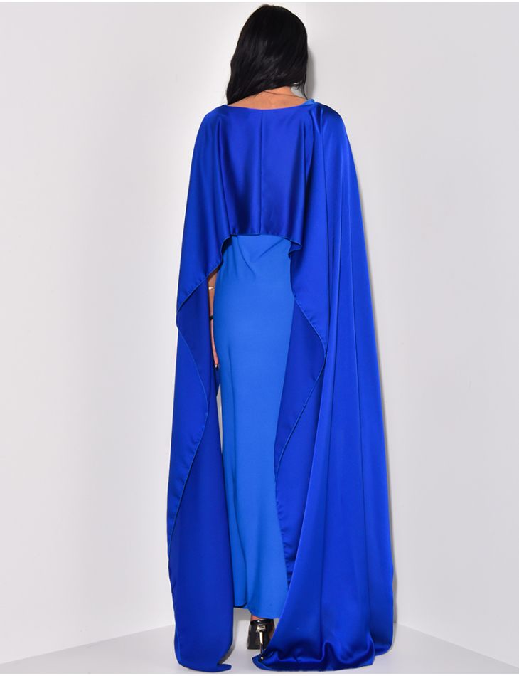 Long dress with satin collar veil