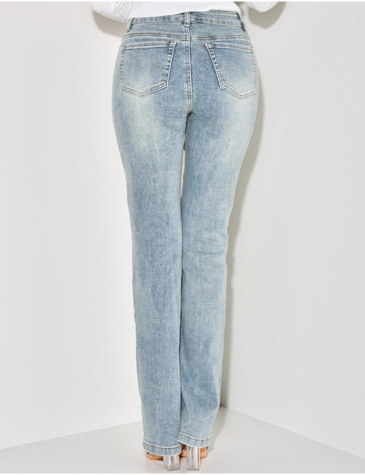 Stretchy leg jeans with front cargo pockets