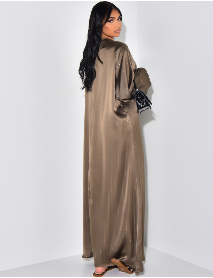 Heart-shaped abaya dress with gold trim