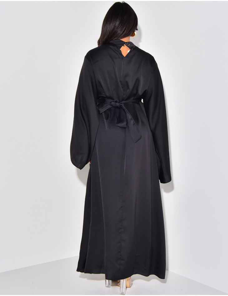 Satin maxi dress with floral belt and flared sleeves