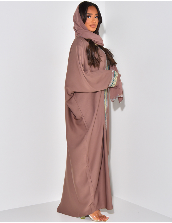 Abaya made in Dubai cintrée à strass & foulard assorti
