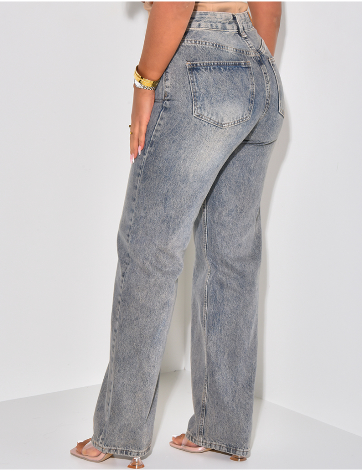 Hoch geschnittene Jeans mit gerader Taille und Vintage-Waschung