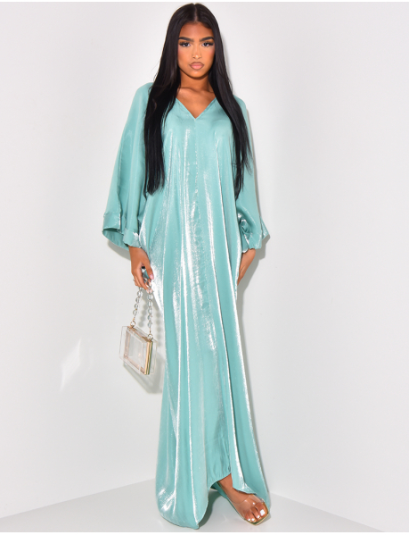 Oversized V-neck abaya in iridescent fabric