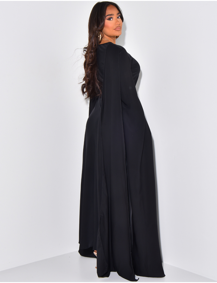 Fluid maxi dress with split sleeves and flap at collar